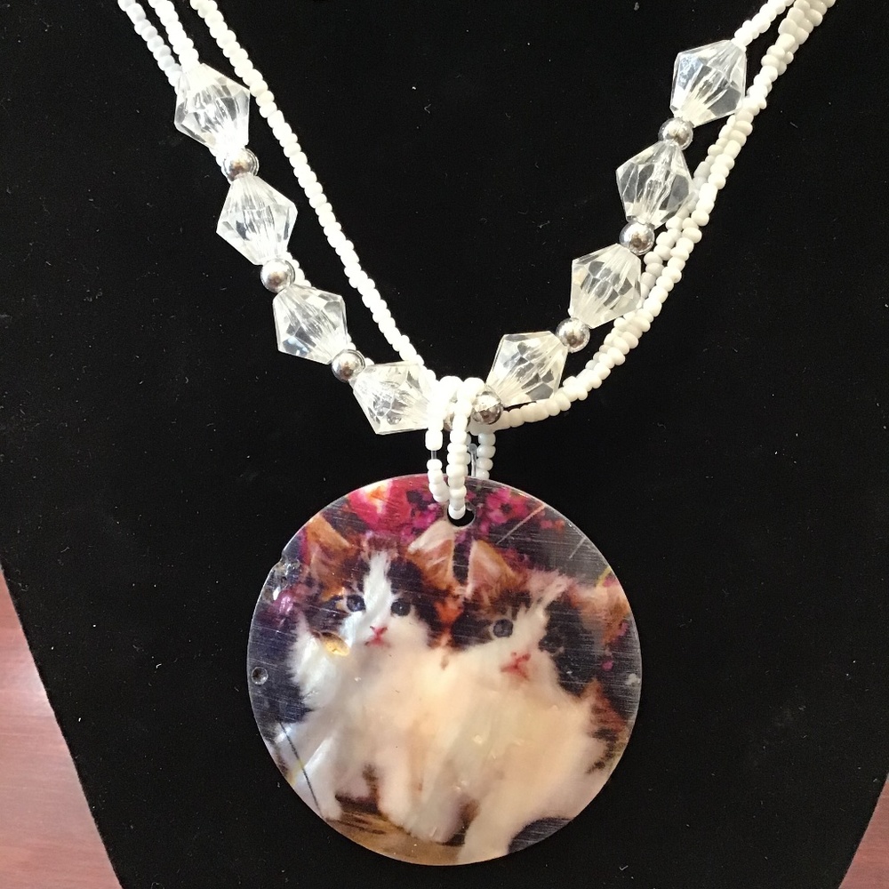 Hand Painted Shell Necklace Set
